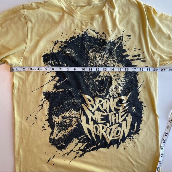 Bring Me The Horizon Limited Edition Wolves Graphic Tee - Picture 5 of 8